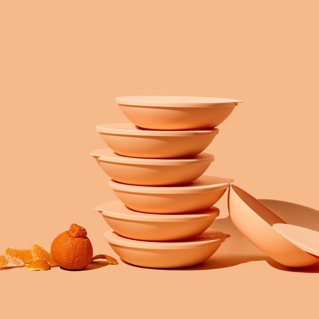 Serving bowl with a lid — the round (small)