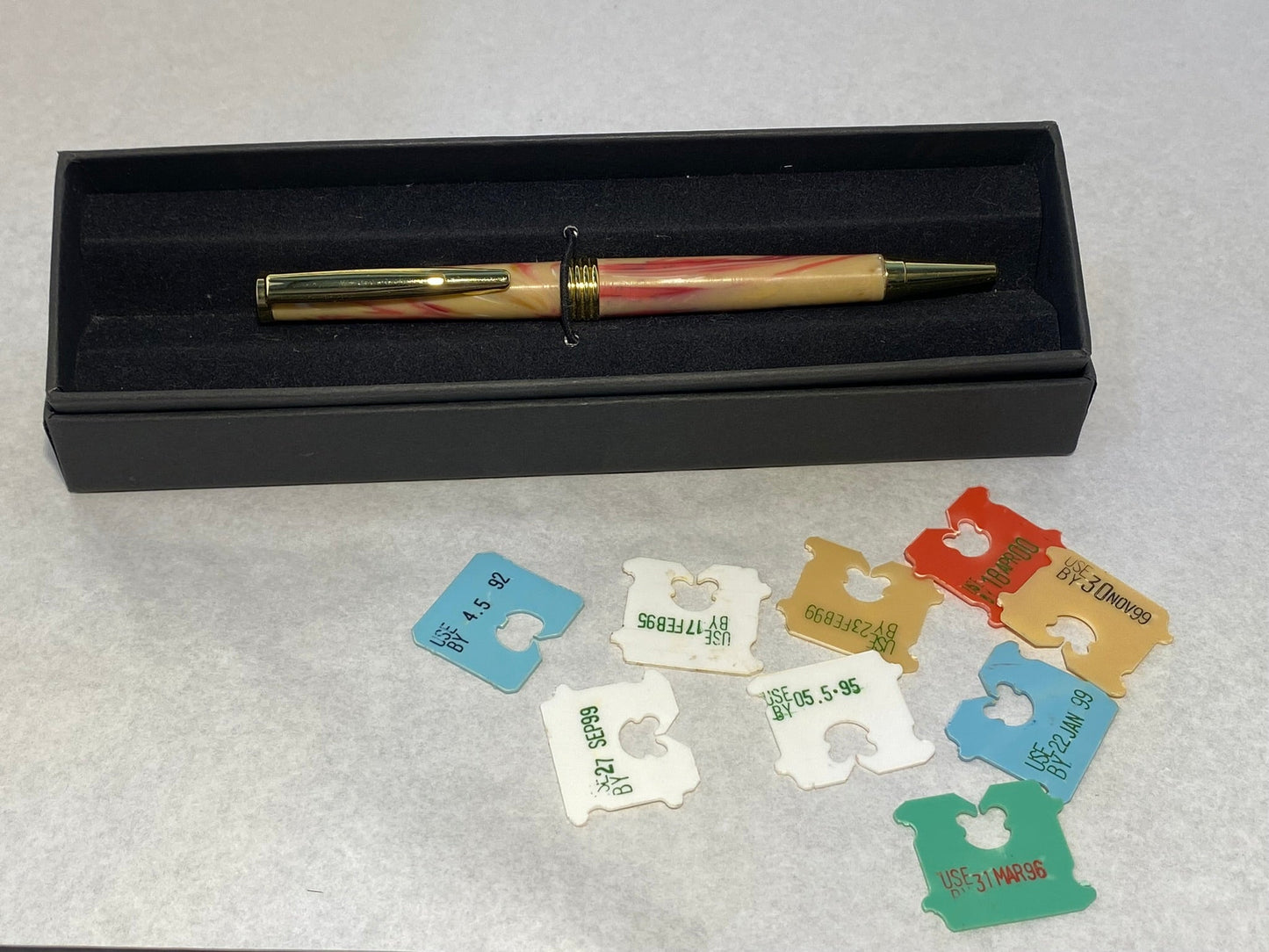 Pen - Bread tag - Ball point