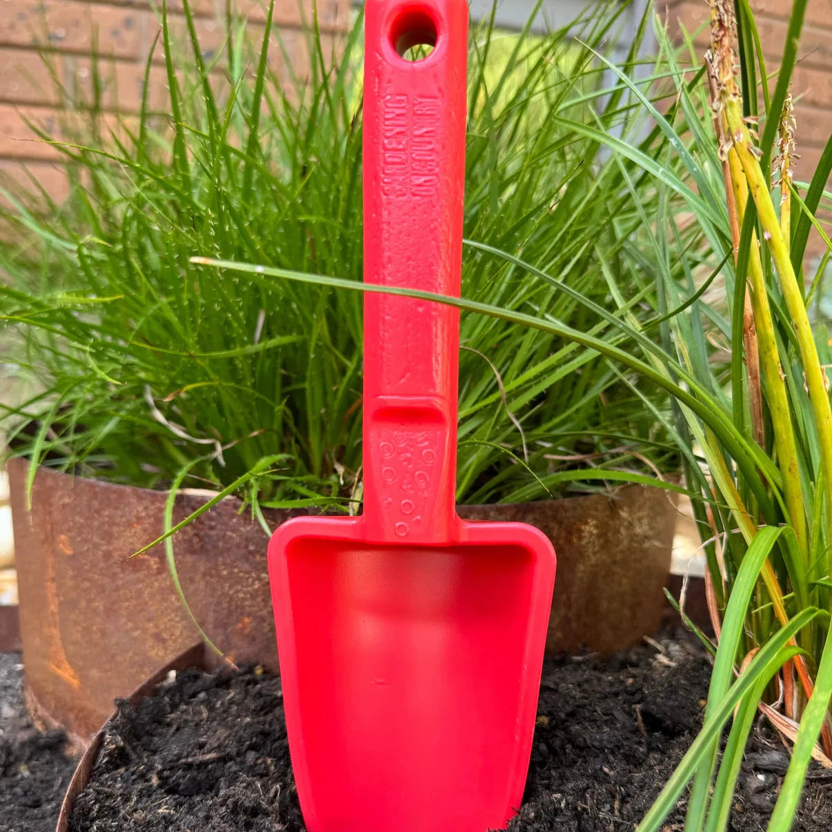 Womby Gardening Hand Trowel