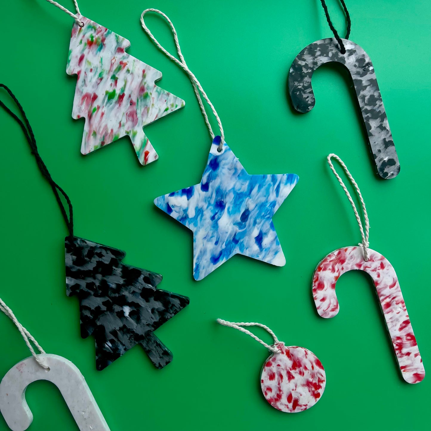 Recycled Plastic Christmas Decoration Pack