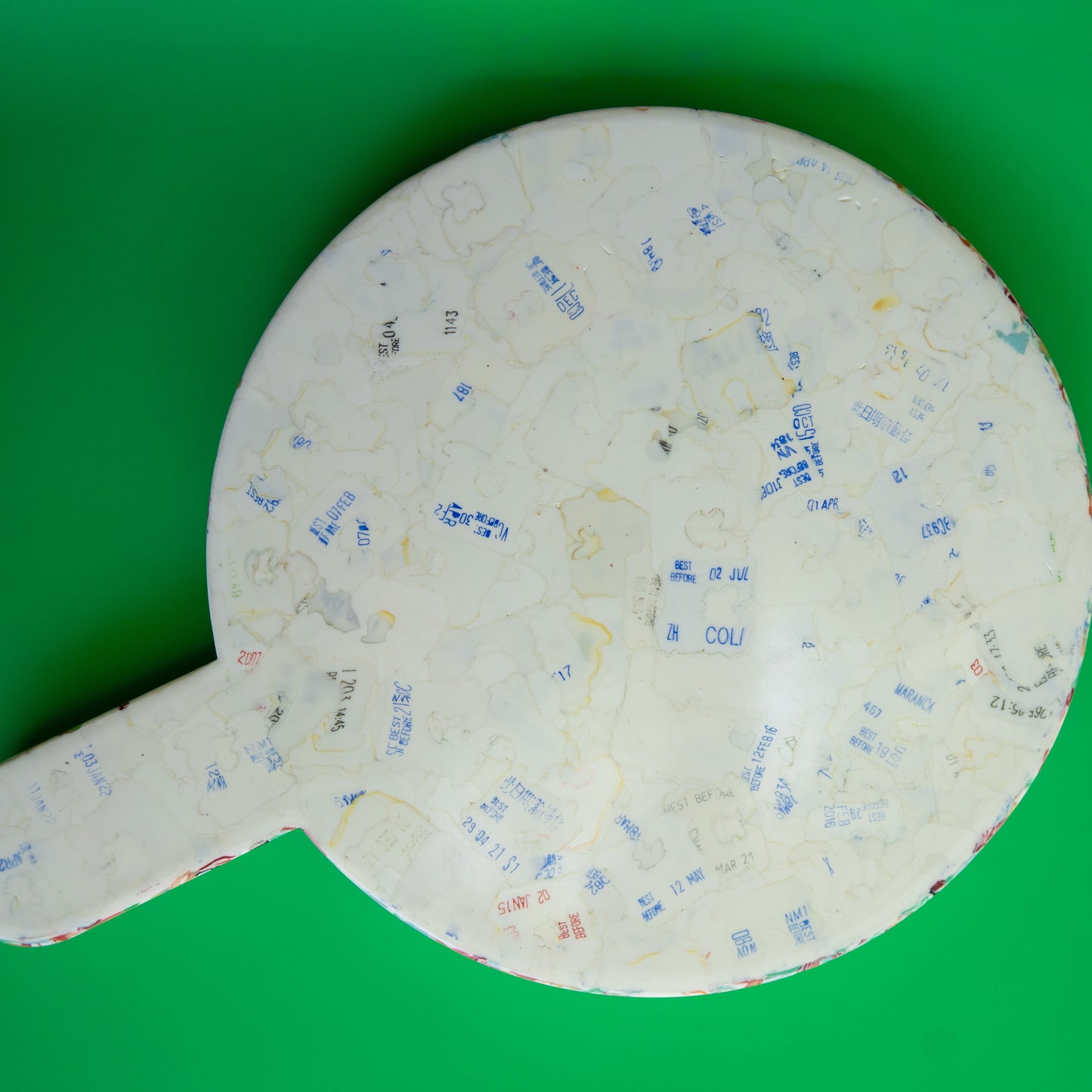 Round Paddle Board Made From Recycled Bread Tags