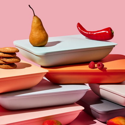 Serving platter with a lid — the rectangle