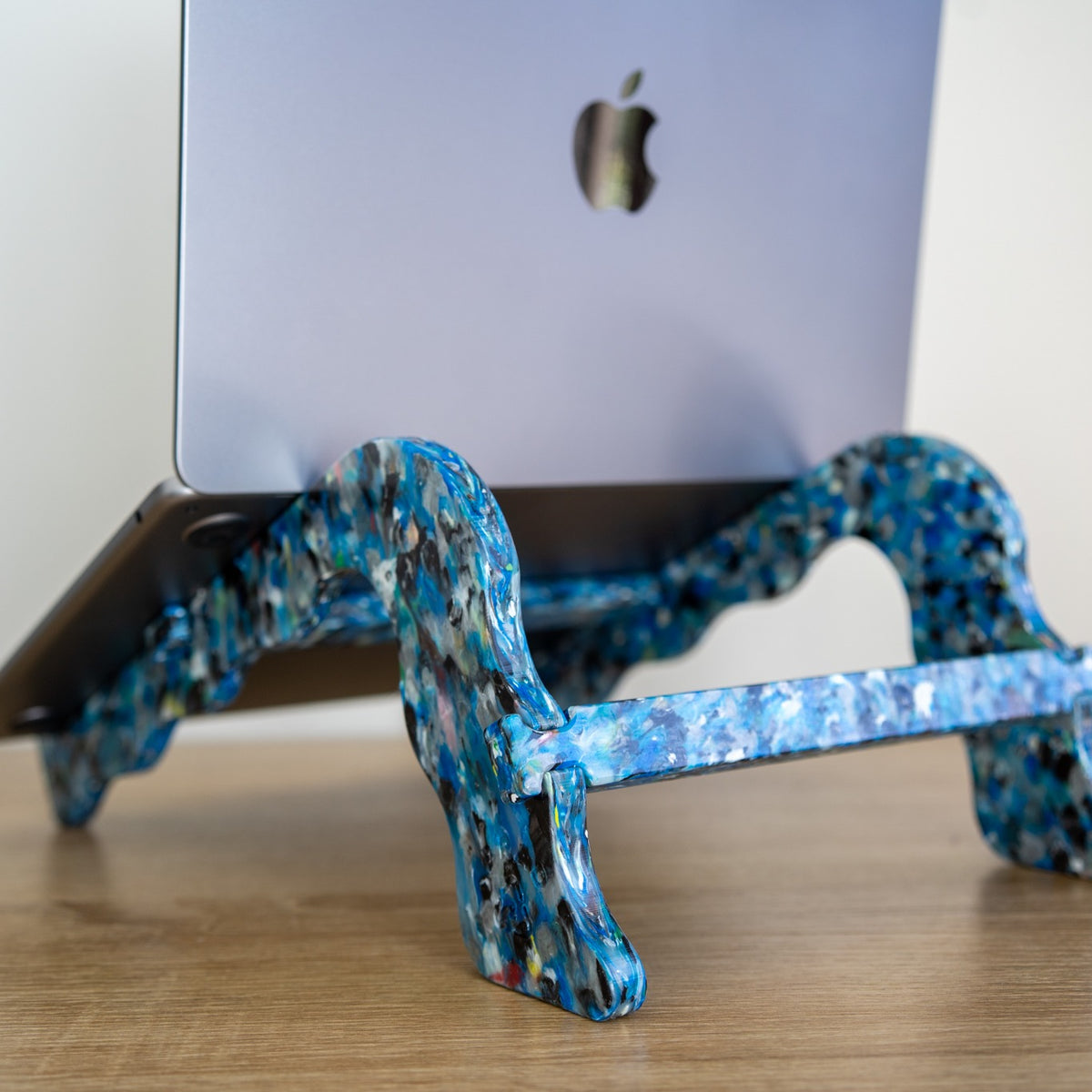 Berri Frutti recycled laptop stand, photo 13