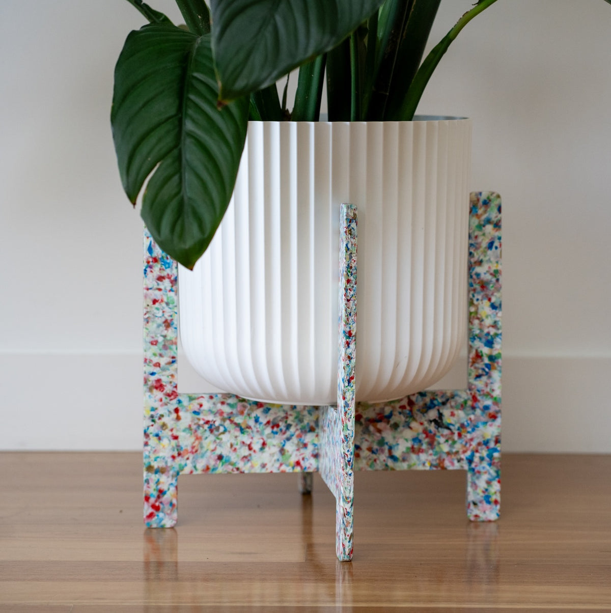 Tutti Frutti recycled plastic plant stand, Dorothy (Tall), reverse view, Banish