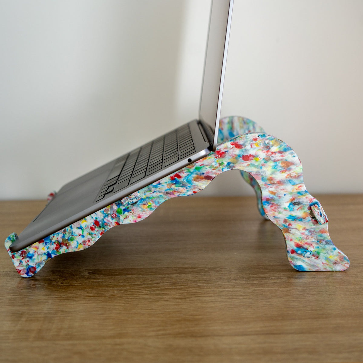Tutti Frutti recycled laptop stand, photo 3