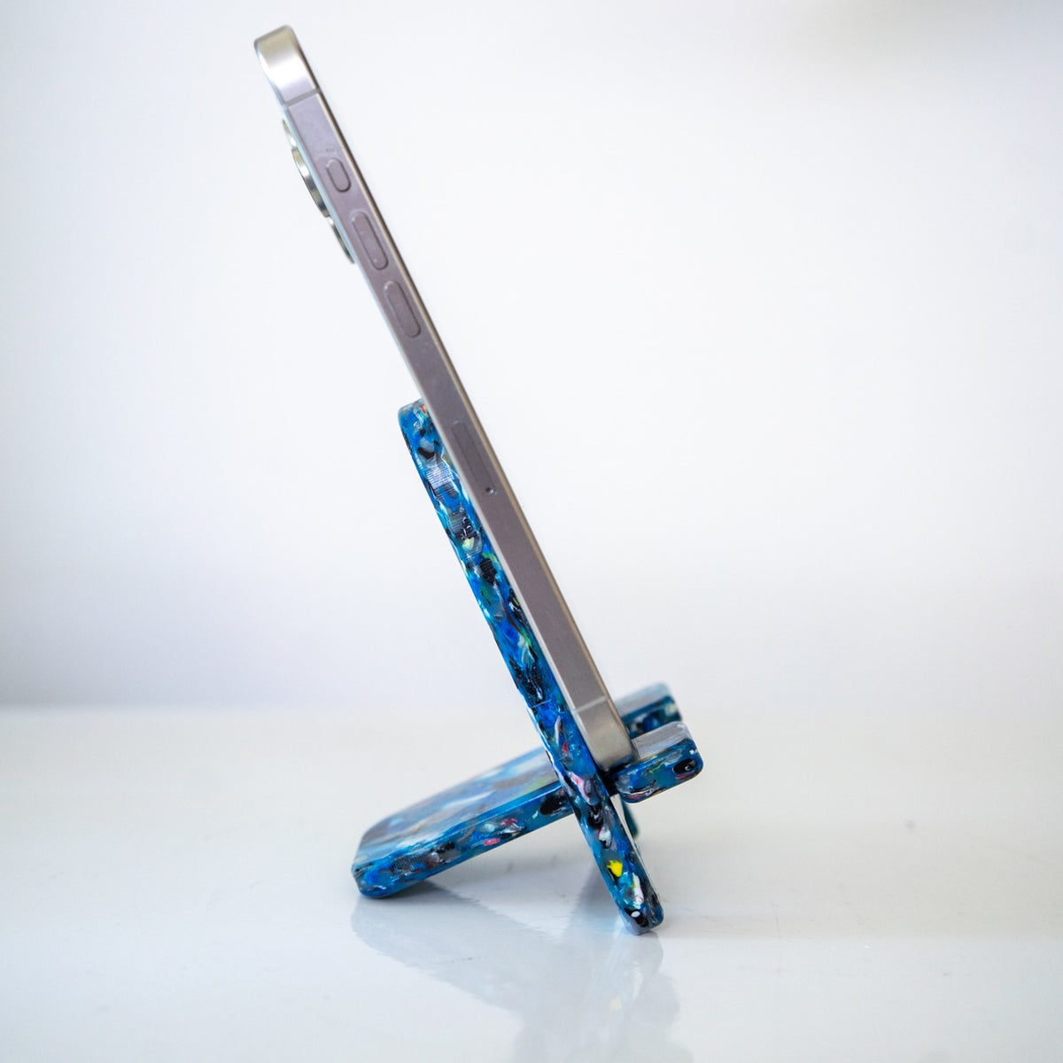 Tutti Frutti recycled phone stand, photo 8