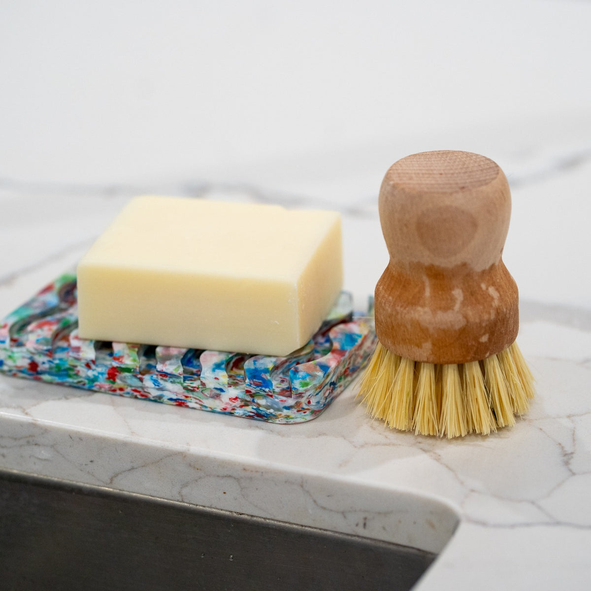 Tutti Frutti recycled plastic soap tray