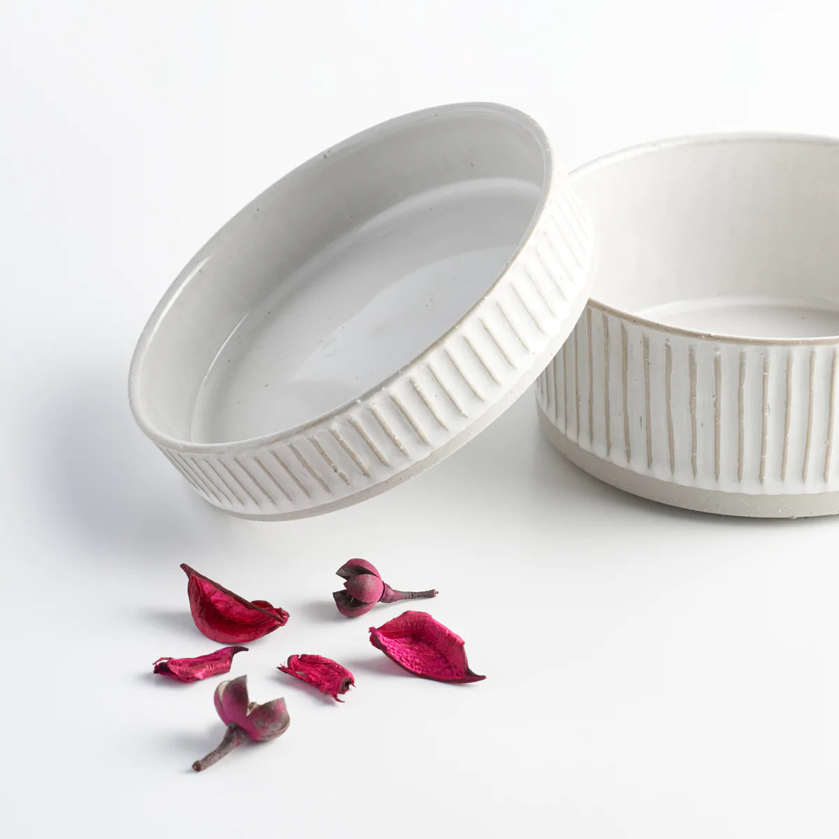 White Scalloped Ceramic Dog Food Bowl