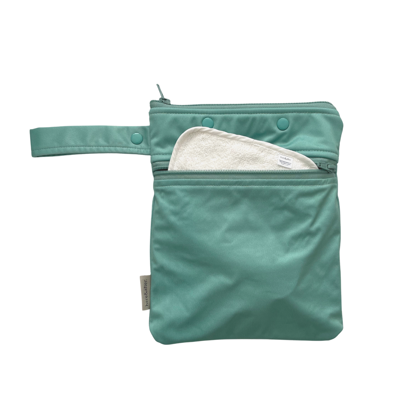 Reusable Travel Kit (reusable wet bag + wipes)